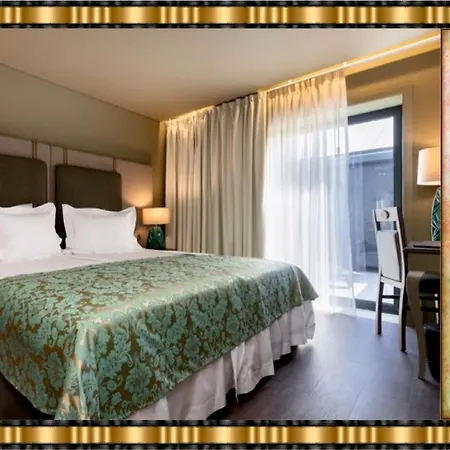 Jaguar - Airport To And Center And Vice-versa Is A Free And Continuous Shuttle Service From 7am To 8pm Hotel Oporto